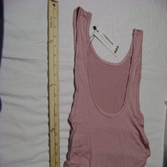Basic Scoop Bodysuit with Low Sides - Picture 2 of 5